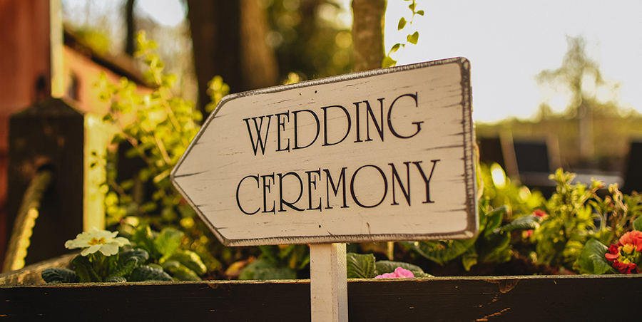 pcp-2022-weddings-thebellbelbroughton-img2.jpg